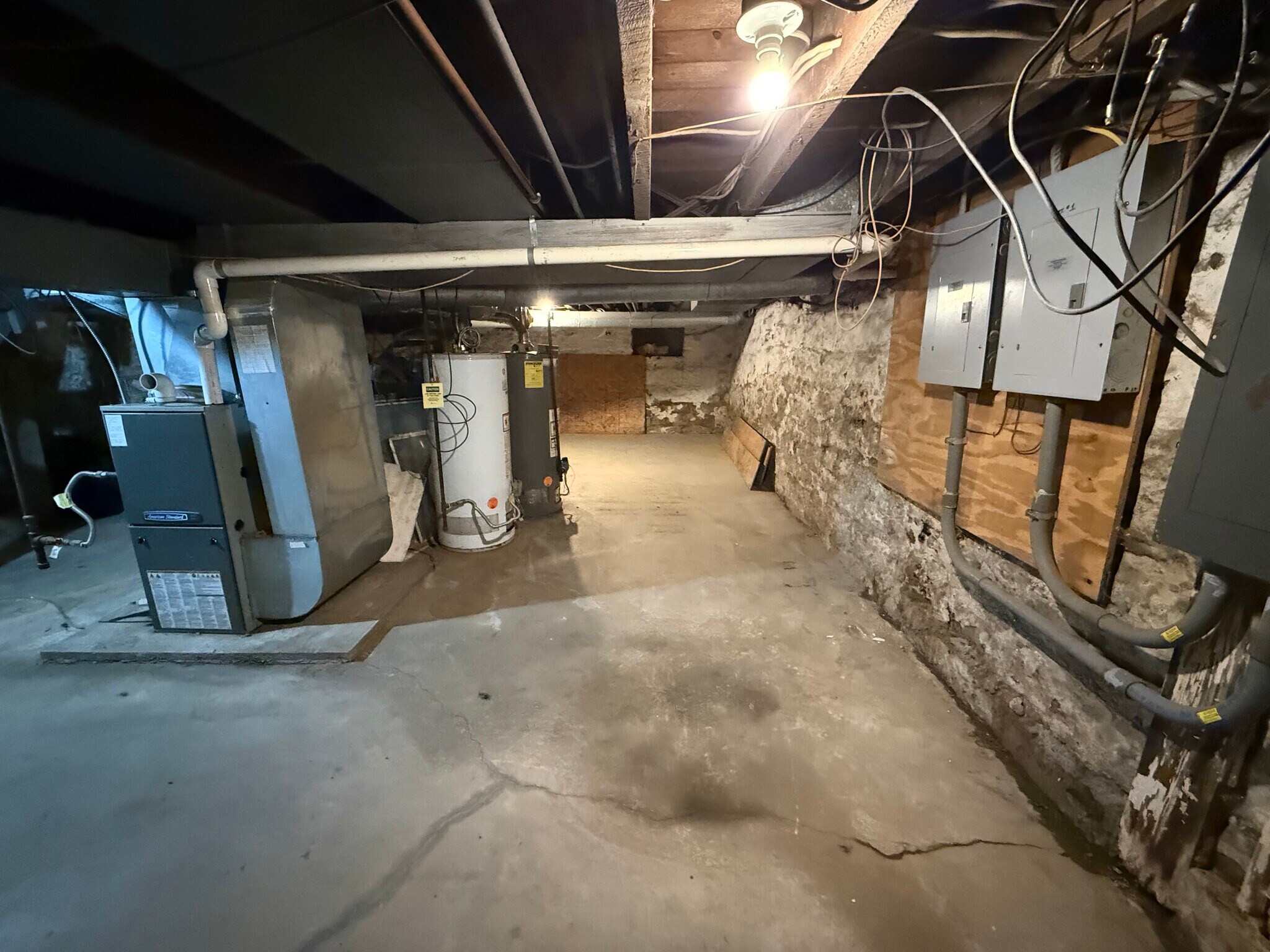 Basement with plenty of storage - 334 Liberty St