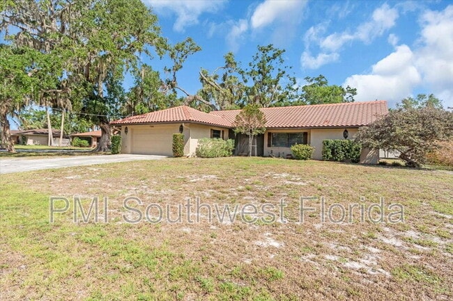 Building Photo - 7365 S Leewynn Dr