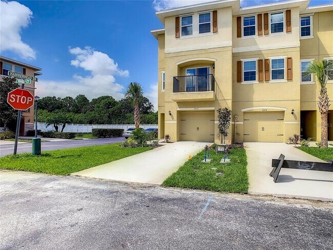 Building Photo - 5513 Wahoo Ct