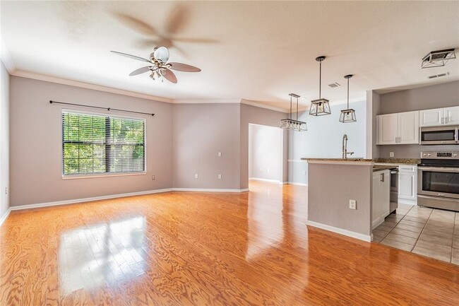 Building Photo - 2265 Portofino Pl