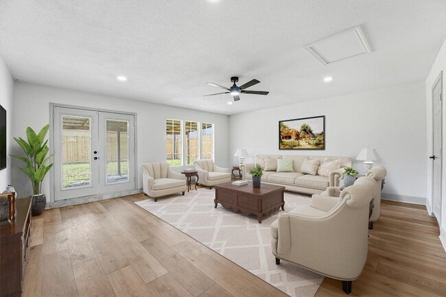 Building Photo - 3903 High Point Ln