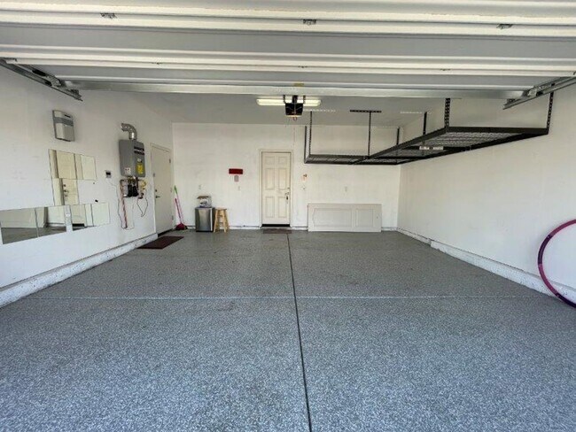 Building Photo - 9976 Asilomar Ln