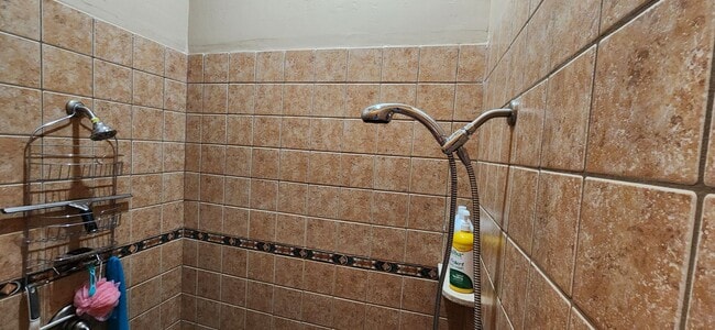 Building Photo - Beautiful Veiws From This Spacious Four Bedroom Home!