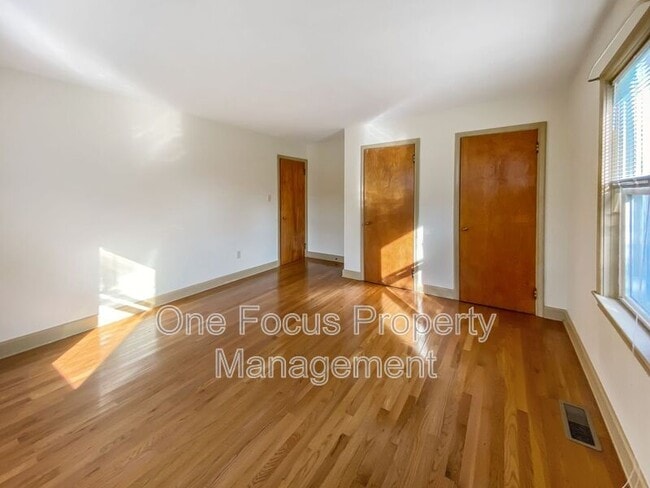 Building Photo - 315 N Arch St