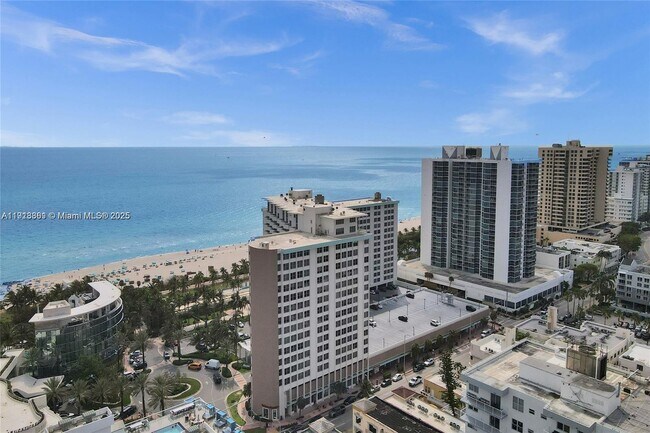 Building Photo - 2899 Collins Ave