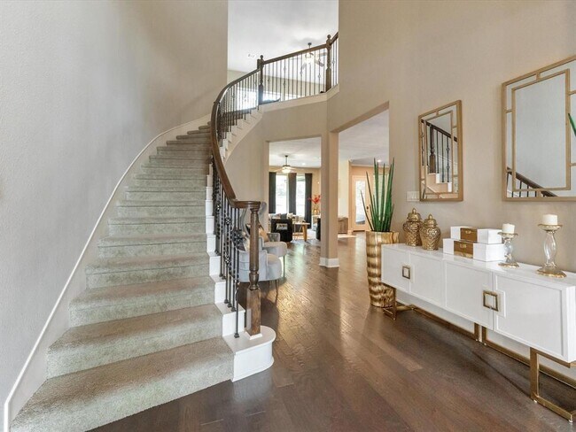 Building Photo - 34106 Mill Creek Way