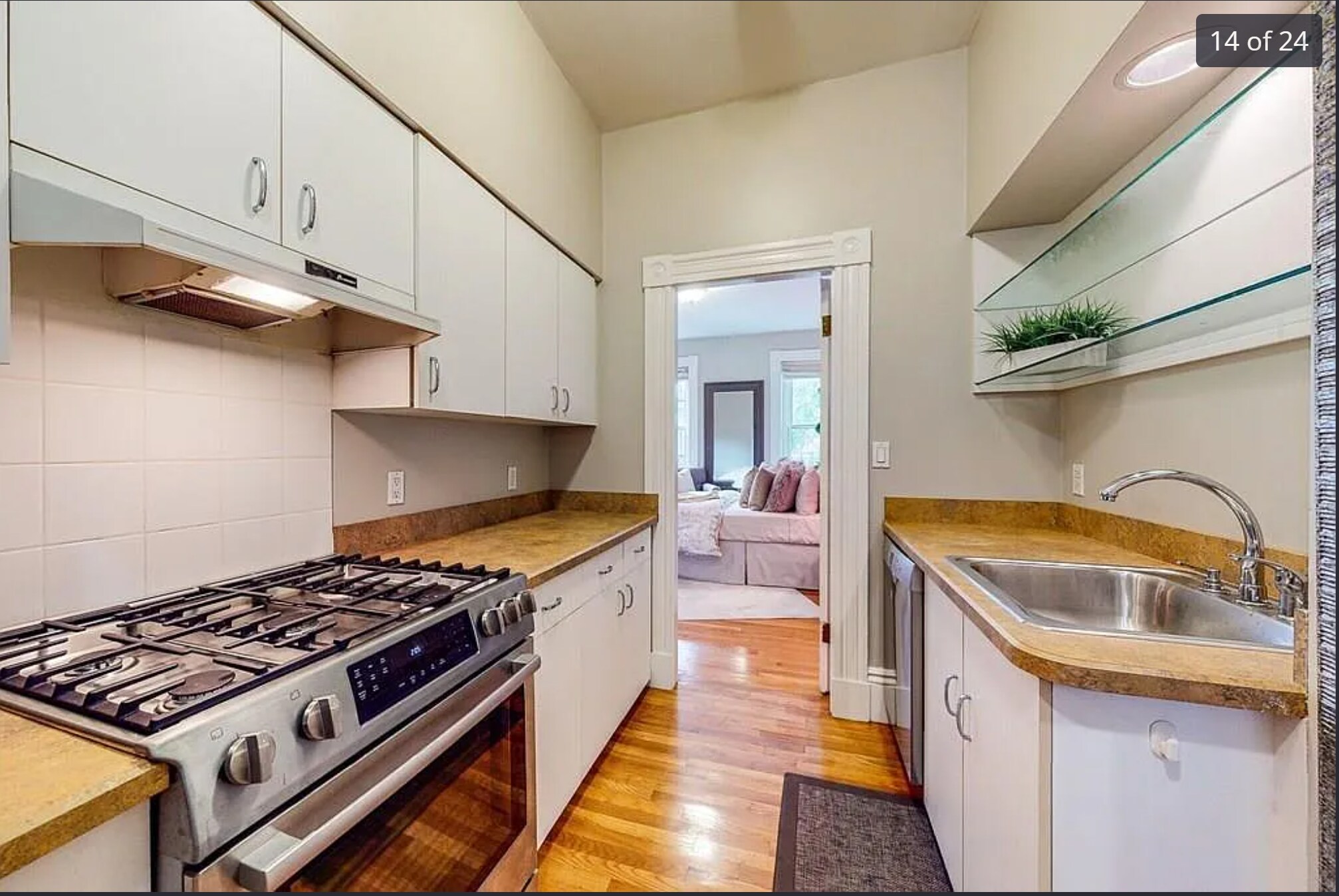 Building Photo - 256 W Newton St