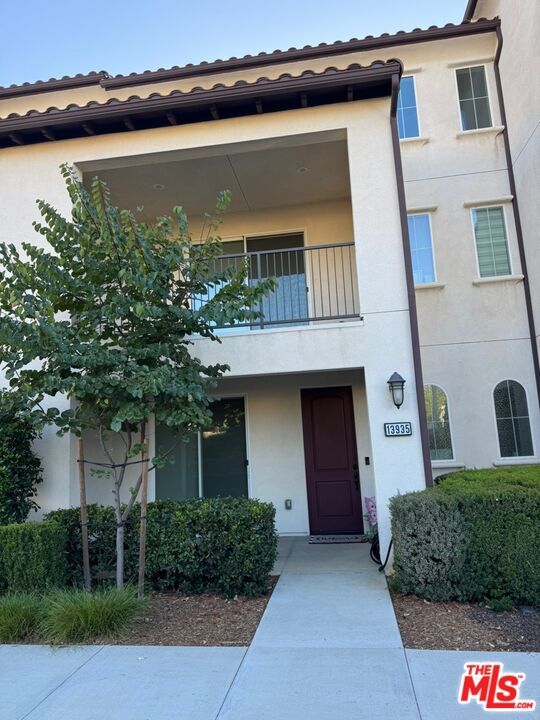 Building Photo - 13935 Fairway Dr