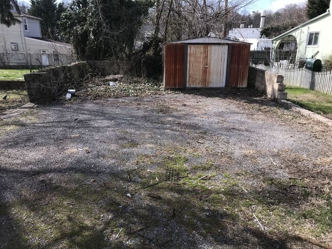 Building Photo - $500 off 1st Month!!! Charming Three-Bedroom Home in Cedmont!