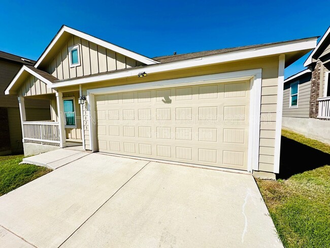 Building Photo - 13023 Rosemary Cove