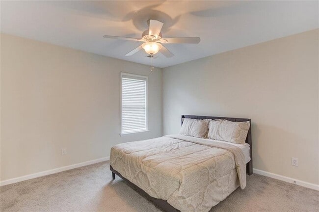 Building Photo - 5135 Amberden Hall Dr