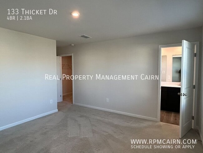 Building Photo - 133 Thicket Dr