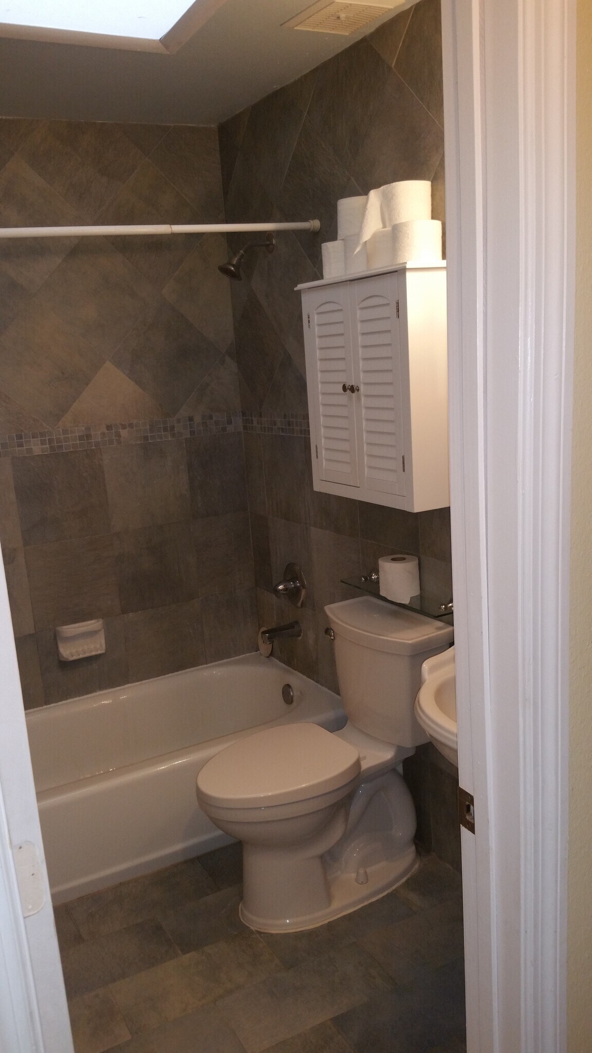 Building Photo - 6320 S Lansdale Cir