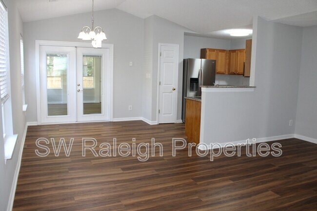 Building Photo - 312 Evening Star Dr