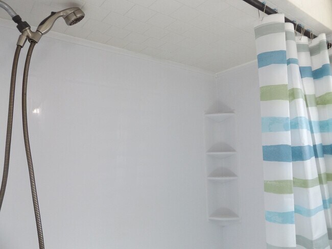 Building Photo - 28 Greenwich St