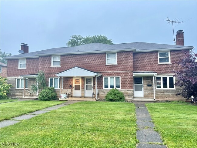 Primary Photo - 514 Poplar Ave NW