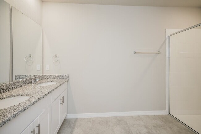 Building Photo - 588 Sun Warbler Wy