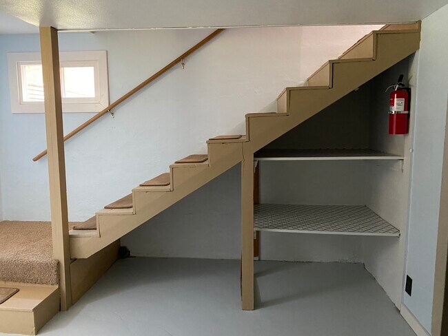 Building Photo - 1910 W Jefferson St