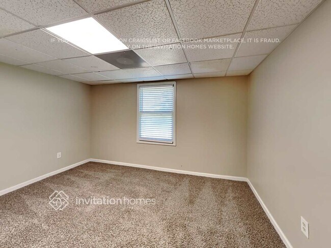 Building Photo - 5351 Tanager Terrace SW
