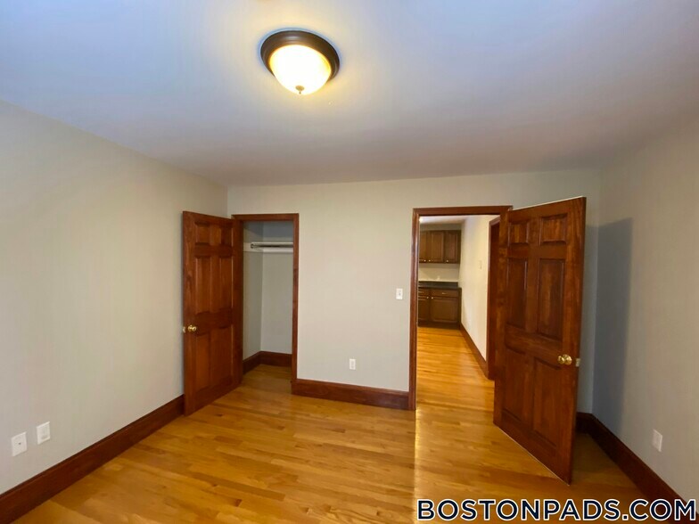 Building Photo - 36 Speridakis Terrace