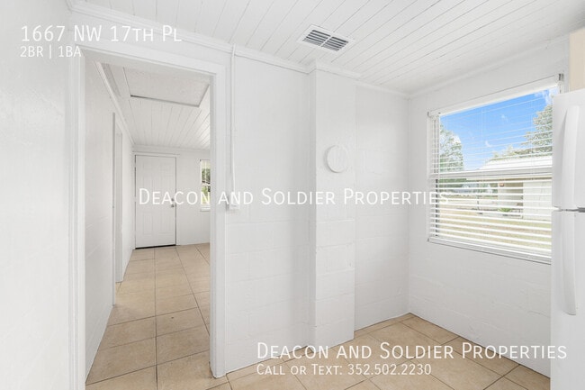 Building Photo - 1667 NW 17th Pl