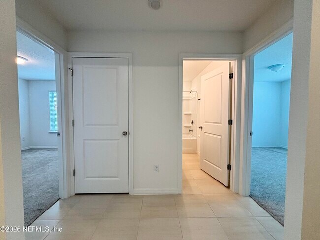 Building Photo - 5597 Bullseye Cir