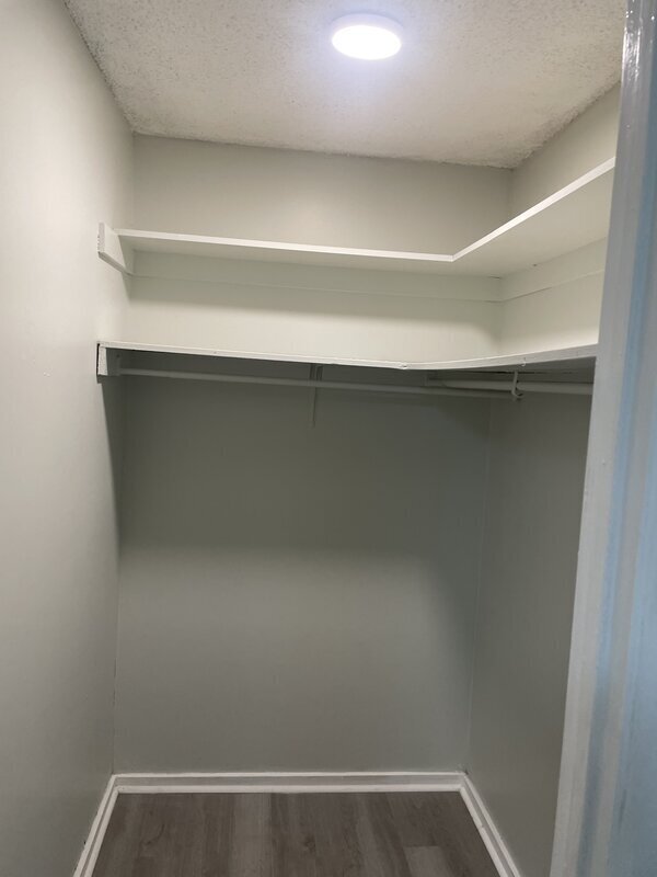 Building Photo - 1208 Bush River Rd