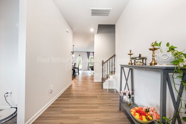 Building Photo - 9046 Evercrisp Ln