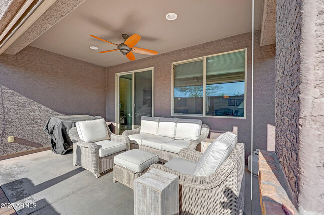 Building Photo - 8490 S 165th Dr