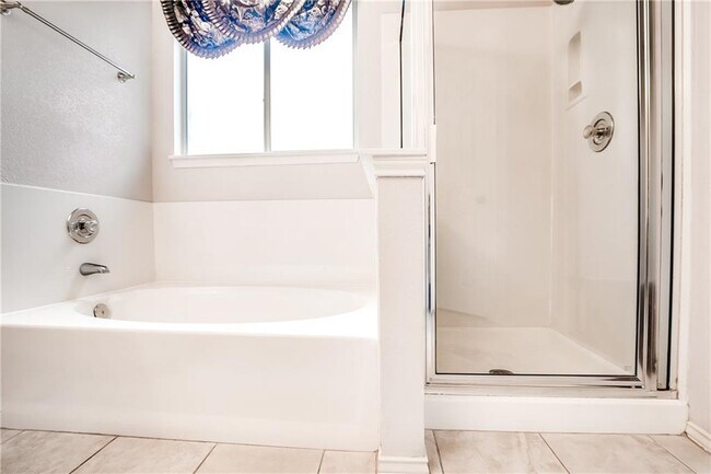 Building Photo - 8334 Liberty Walk Dr
