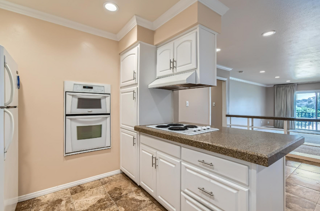Building Photo - Live the Bonita Lifestyle – Views, Trails ...