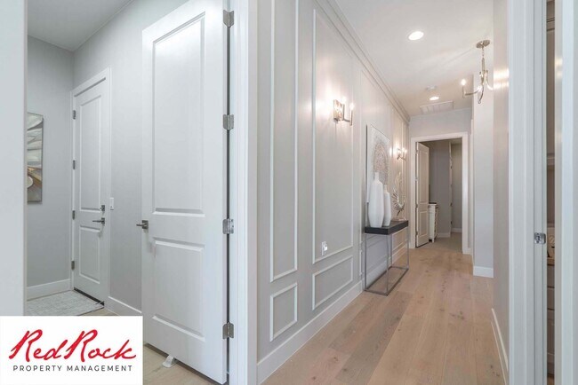 Building Photo - 2 Bedroom Fully Furnished Home In Sun River Community for 55 years and older with a firm 6 Month ...