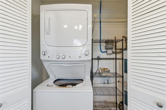 Building Photo - 4440 Pelorus Dr