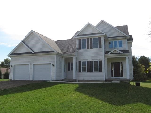 Primary Photo - 2 Eagle Dr