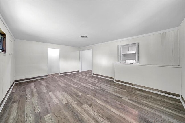 Building Photo - 3207 Florida St