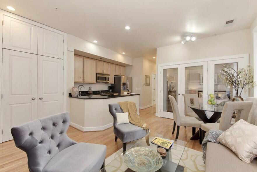 Building Photo - 1220 13th St NW