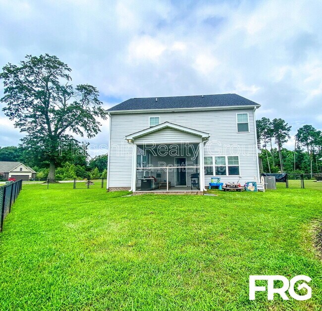 Building Photo - 208 Coffman Dr