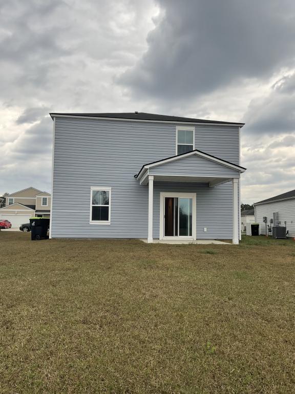 Building Photo - 8147 Forest Edge Dr