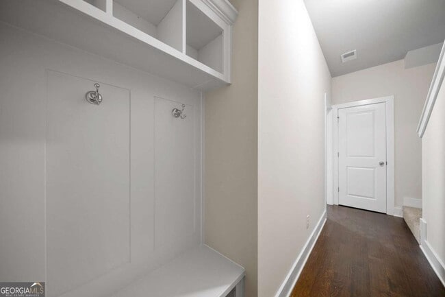 Building Photo - 3761 Oxford Cir
