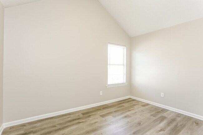 Building Photo - 260 Toffee Ct