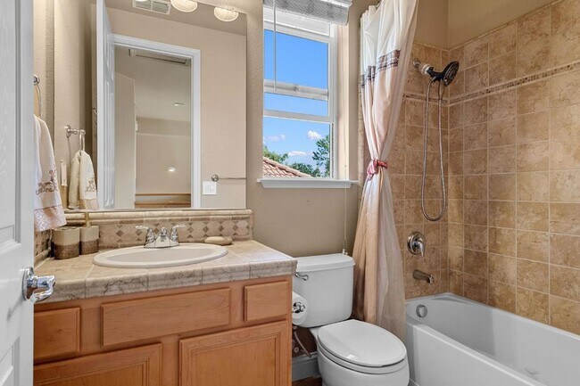 Building Photo - 8204 Ashcrest Ln