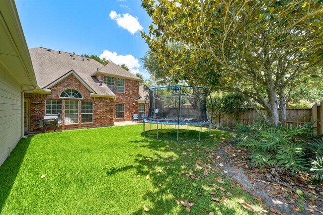 Building Photo - 3719 Emerald Falls Dr