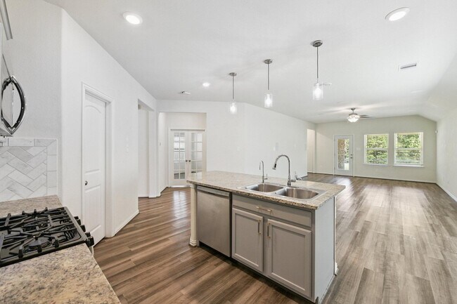 Building Photo - 4619 Sequoia Echo Dr