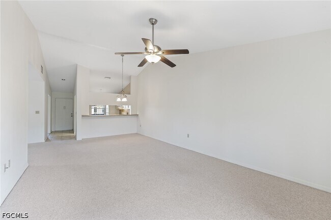 Building Photo - 9305 Lake Park Dr