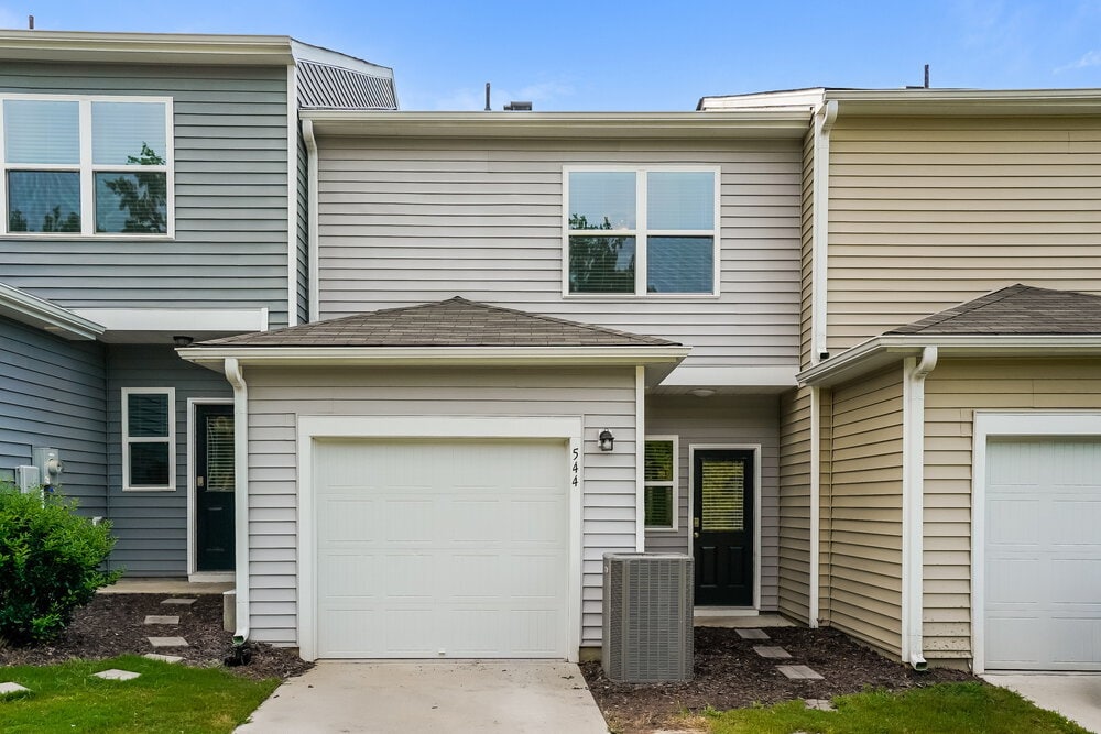 Building Photo - 544 Landing View Dr