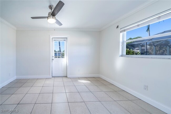 Building Photo - 4916 Viceroy St