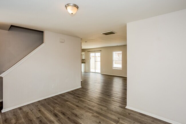 Building Photo - 9514 John Russell Rd