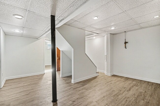 Building Photo - 6951 Copperglow Ct