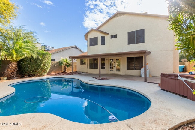 Building Photo - 4334 W Behrend Dr