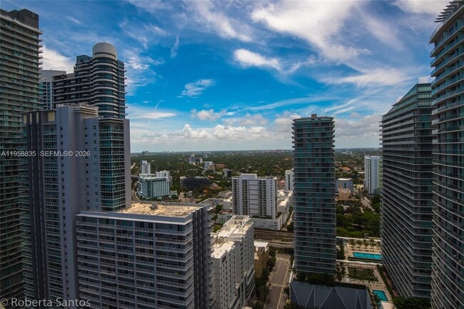 Building Photo - 1080 Brickell Ave